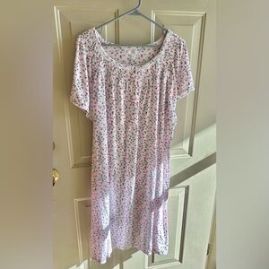 Women’s Floral Nightgown